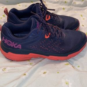 HOKA Challenger ATR 6 running shoes